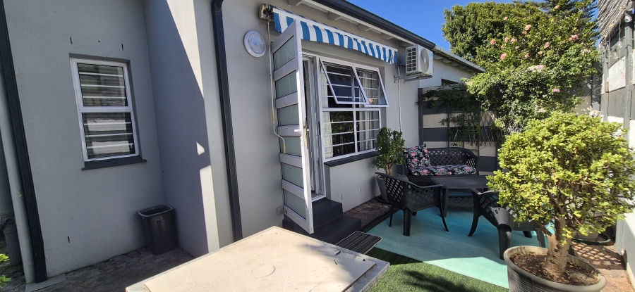 3 Bedroom Property for Sale in Table View Western Cape